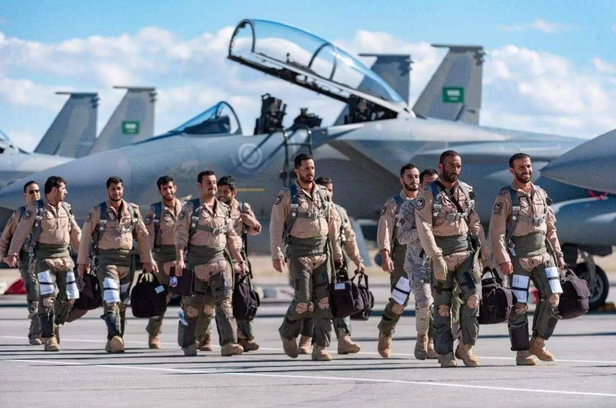 fc31战斗机出口沙特,沙特采购双发战机