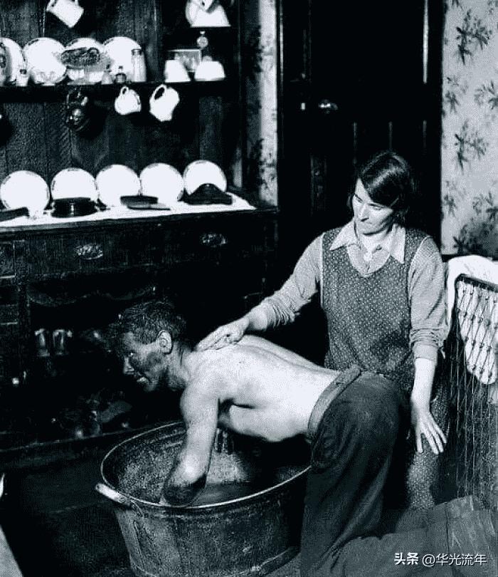 【晚清*楼青**秘影】*楼青**女丰乳肥臀，媚态撩人，风情尽显！