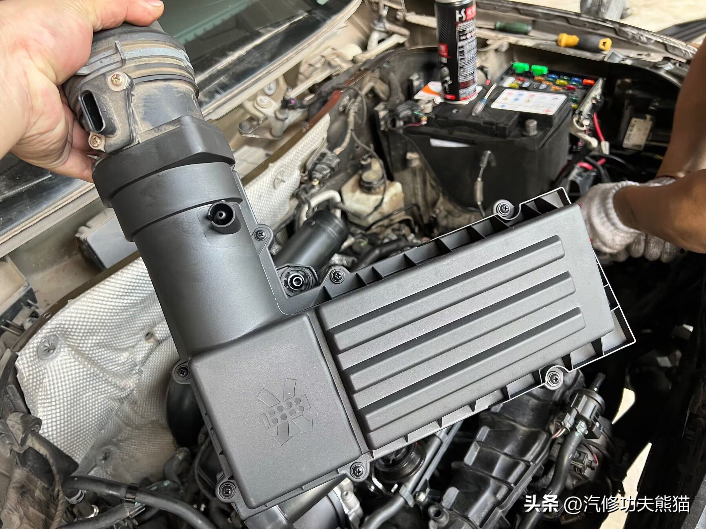 奥迪q3修车,奥迪q3烧机油大修发动机