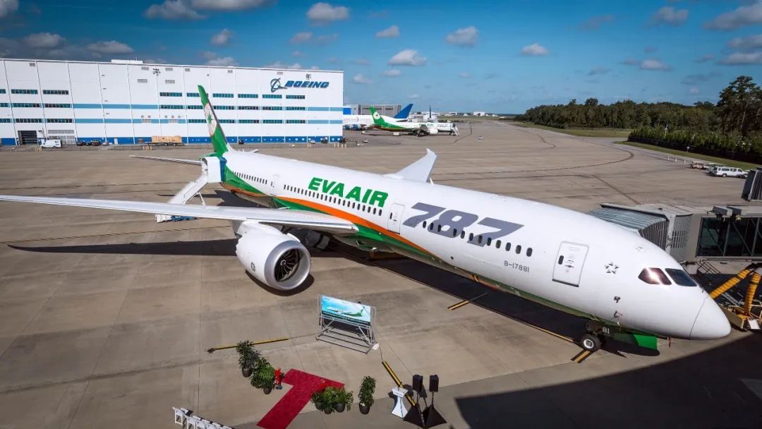 长荣航空体验,长荣航空evaair皇玺桂冠舱