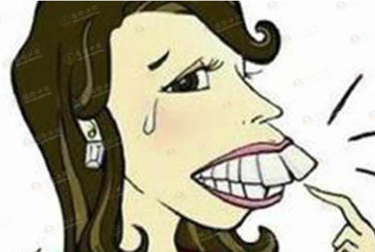 牙齿地包天导致骨头严重畸形,牙齿畸形缺失地包天怎么办