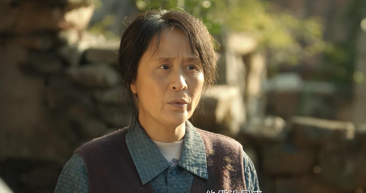 秦昊新剧床戏镜头太多被投诉，尺度大儿童不宜，网友怒骂很荒唐