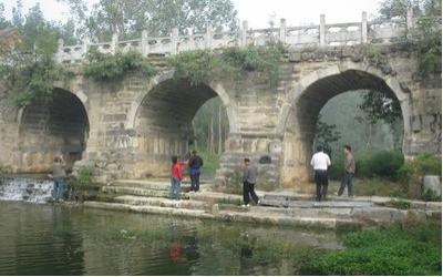 南阳最古老的桥,世界上现在最古老的一座石桥