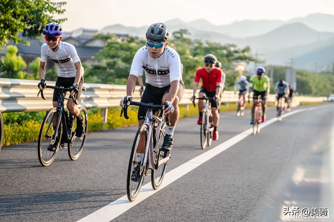 迪卡侬最新款公路车,不止于尔迪卡侬公路车新品发布会