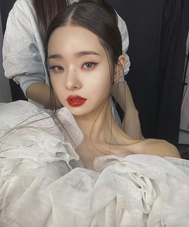 jennie金智妮宋智雅,宋智雅张元英金智妮为什么长一样