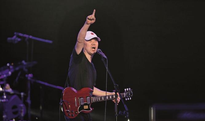 摇滚教父崔健浙江卫视,崔健摇滚演唱会