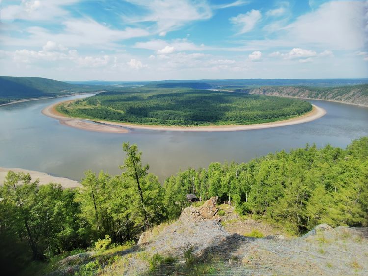 龙江县龙江第一湾,龙江第一湾山顶全貌