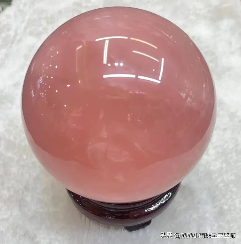 错称呼客户的小男友为她儿子了，业务没有做成还特尴尬！