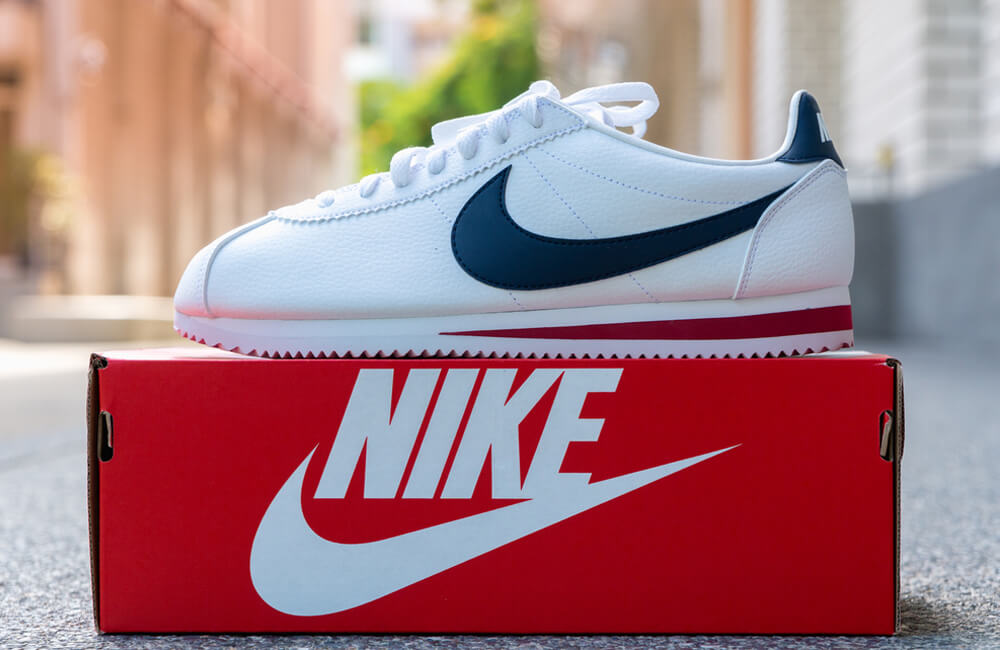 这些美国知名的大公司慢慢已经不再属于美国