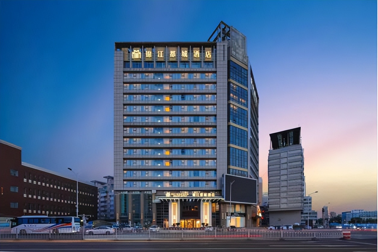 锦江都城酒店天津店开业｜除了相声皮影*麻大**花，天津有倍哏的酒店