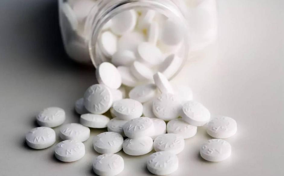 阿莫西林和头孢哪个对身体危害大,世界上两大抗生素阿莫西林和头孢