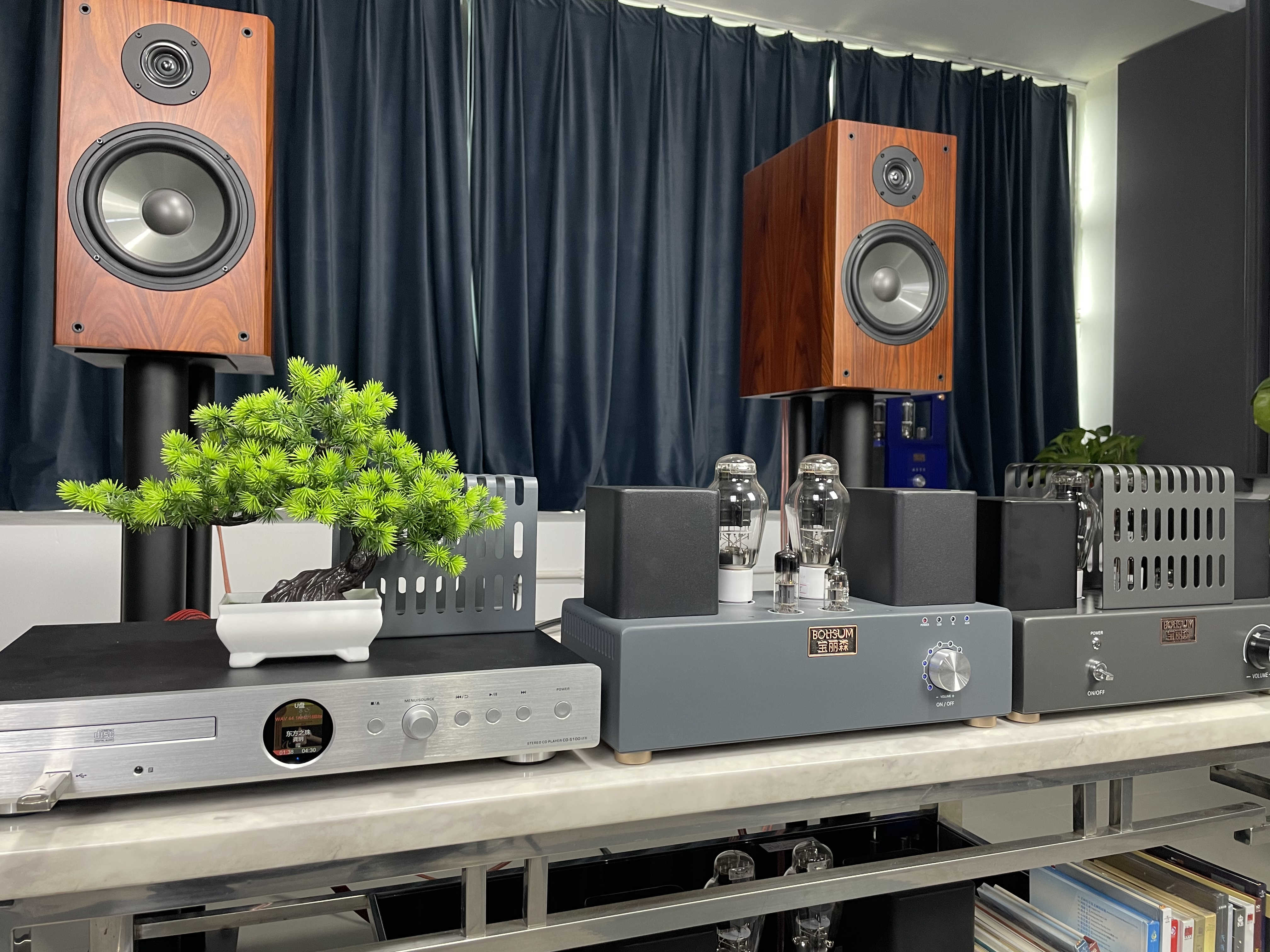 胆机和石机是数字功放吗,石机功放和胆机功放哪种好