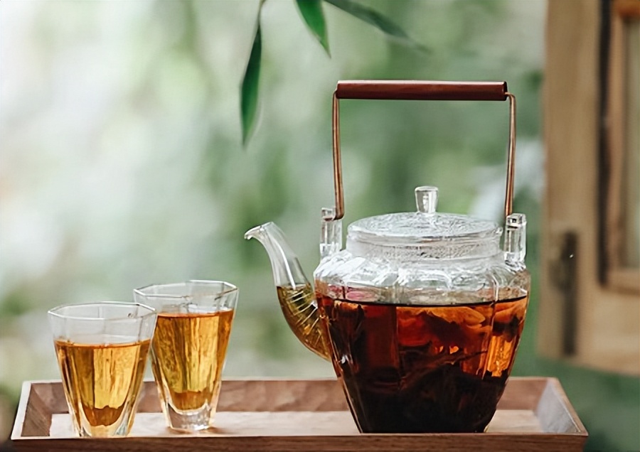 泡茶步骤不对茶就难喝,哪些茶用开水冲泡好喝又健康