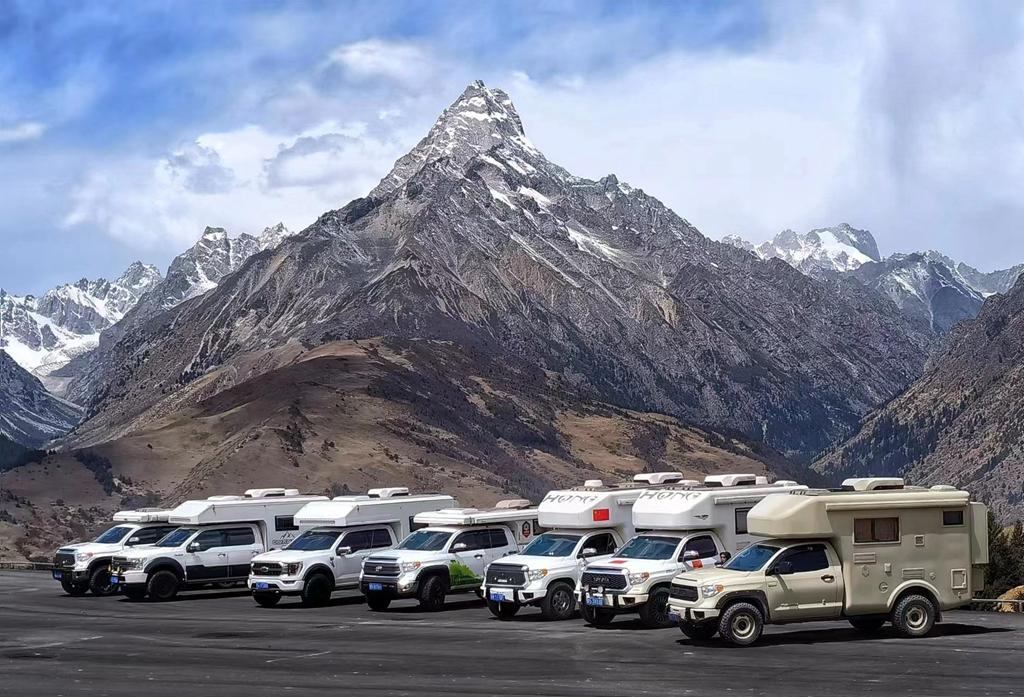 解锁藏区的绝美景观,自驾游福特B型房车西藏