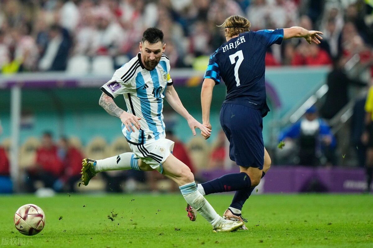 马齐尼亚克世界杯执法了哪几场,世界杯决赛主裁判马齐尼亚克表现