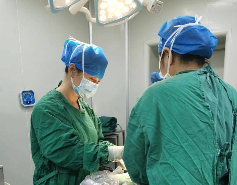 24岁女孩检出两个阴道，还有双子宫？医生解答，详细告诉你怎么办