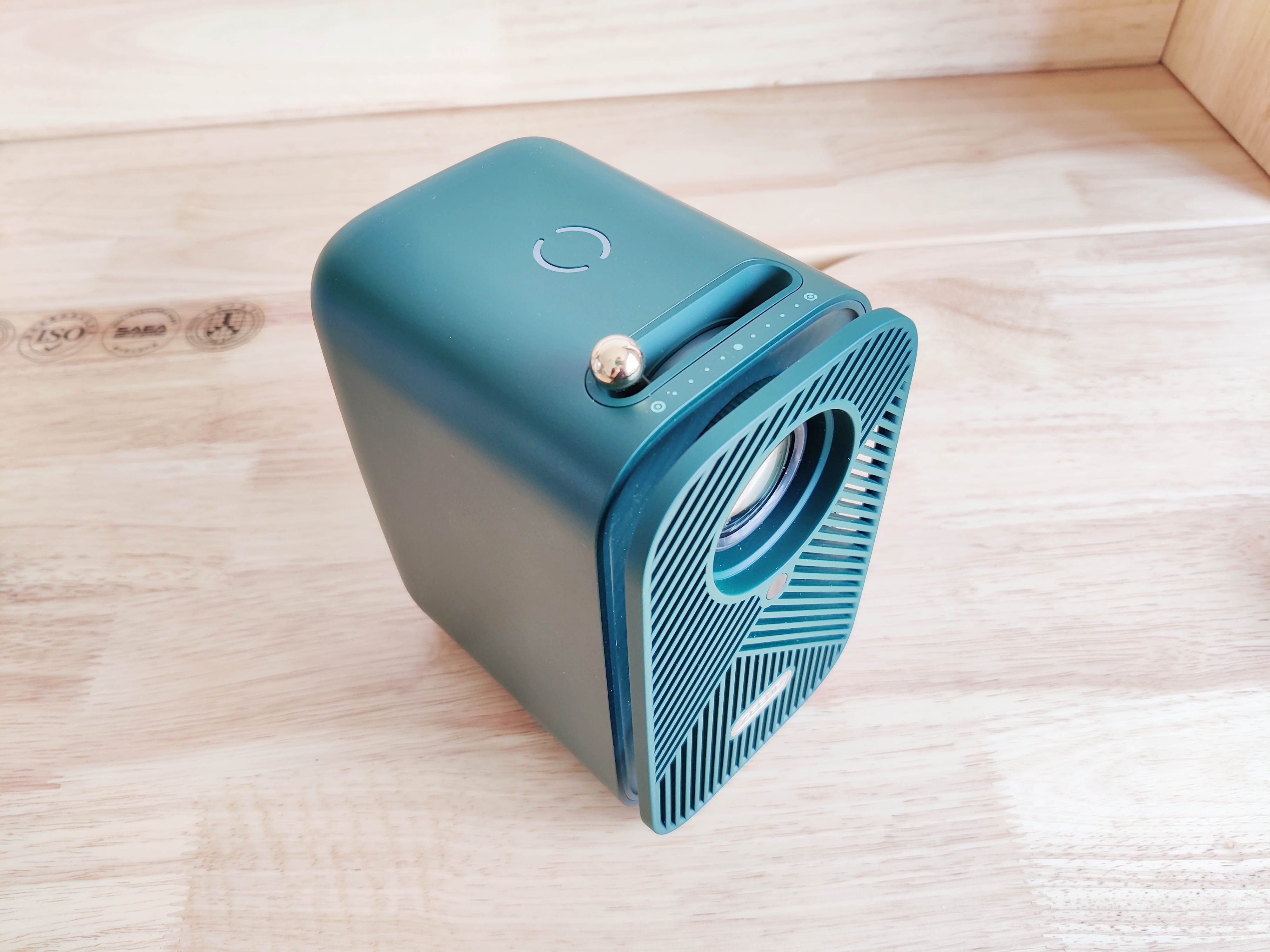 知麻投影仪m1幕布,知麻投影仪外接音箱