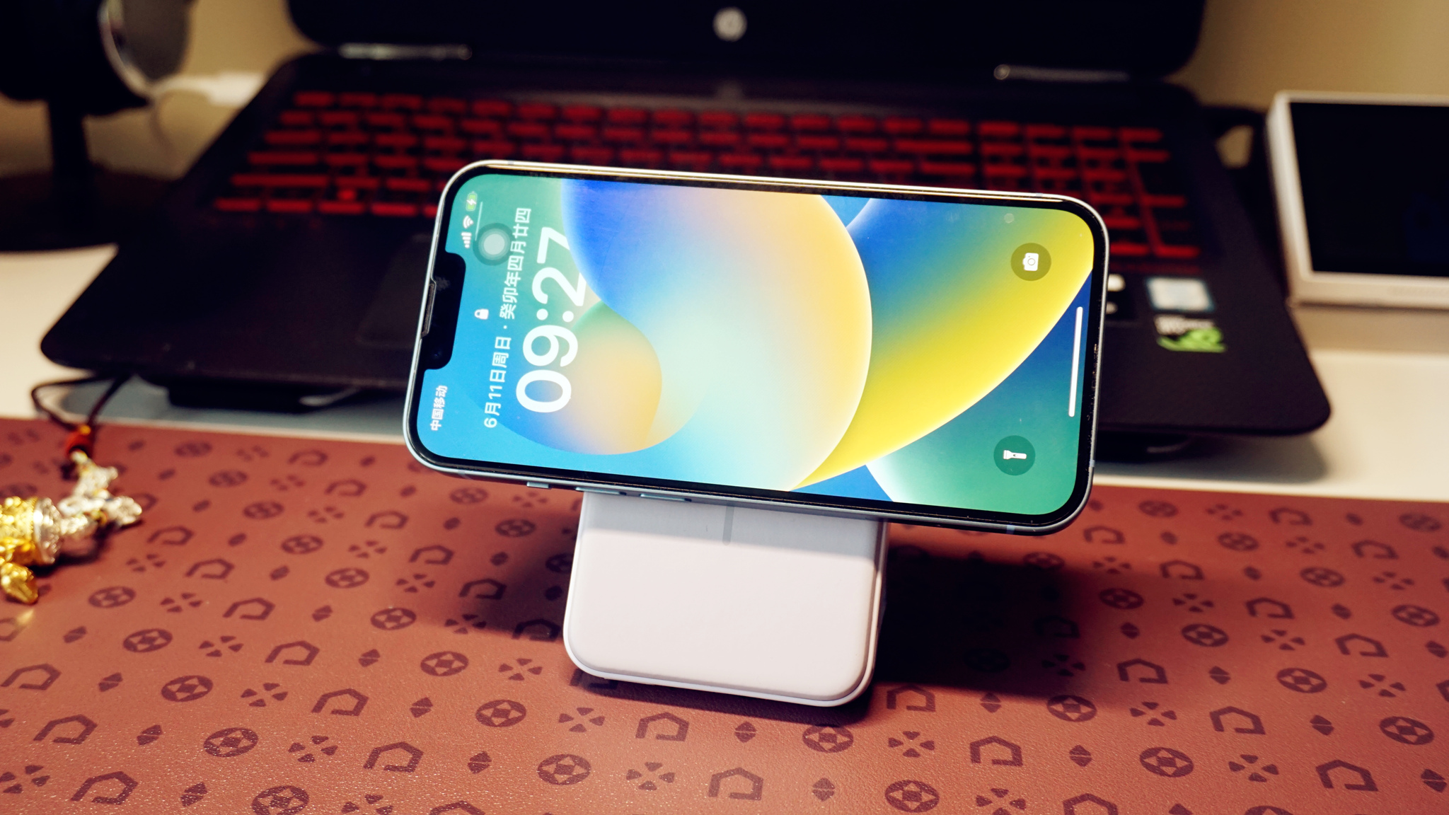 苹果充电宝magsafe平替,苹果磁吸充电器magsafe安卓能用不