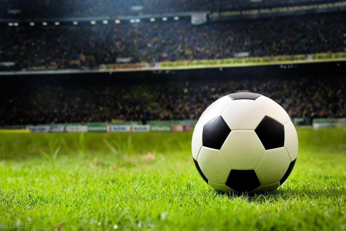 足球见证了一代又一代人的青春,从足球到人生