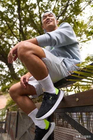 安德玛uas随变鞋,安德玛uahovr休闲鞋