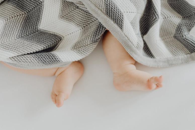 孩子用完退烧药,孩子高热吃了退烧药还不退怎么办