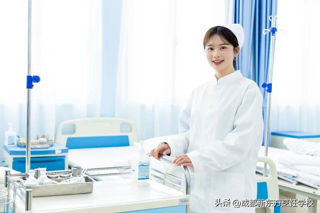 高中毕业女孩子学个什么技术好,女生高中学历适合学什么专业