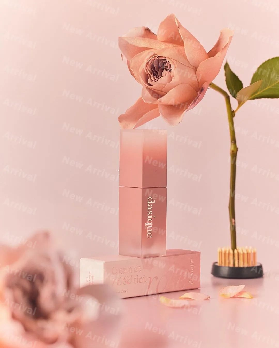 完美日记保湿面霜,完美日记养肤粉底霜新款