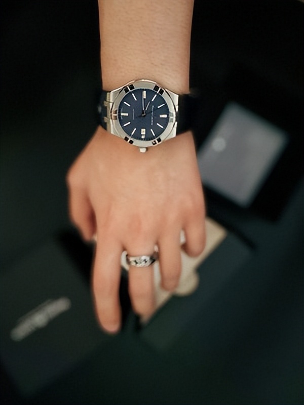 艾美ms-300和艾美m50,艾美手表耐用吗值得买吗