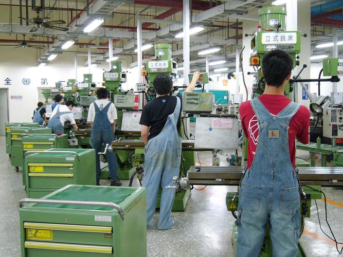 低学历进富士康工厂的苦日子,大专生进富士康的真实经历