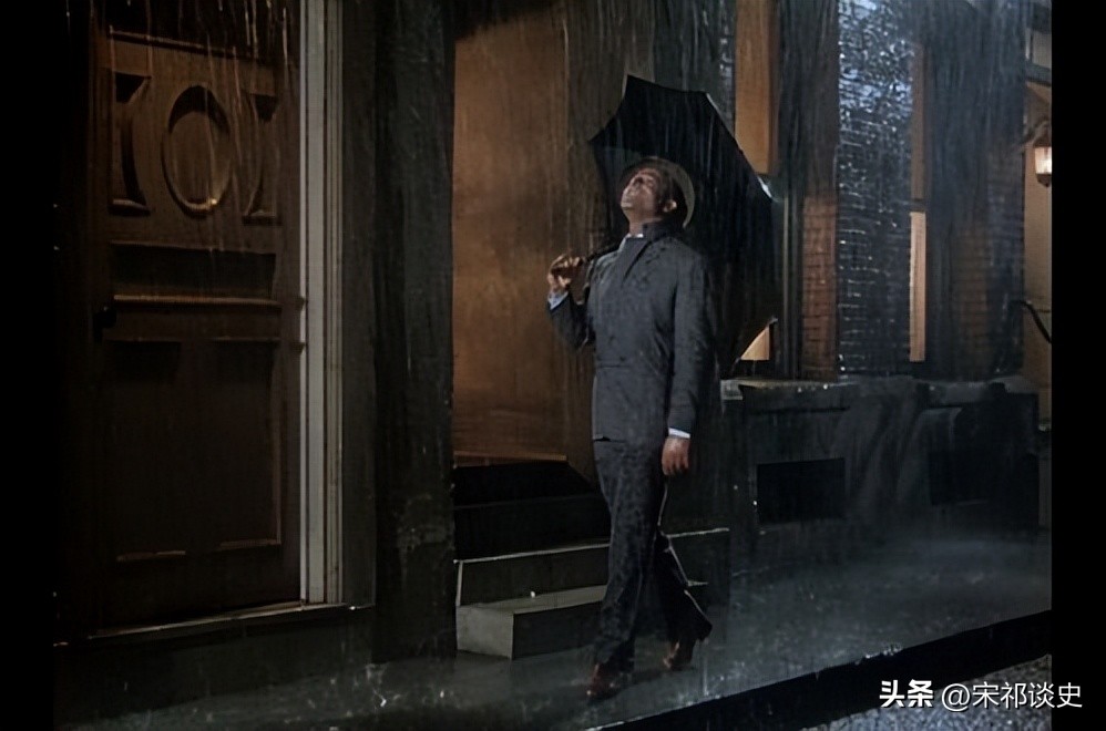 好莱坞经典电影雨中曲,好莱坞传世经典《雨中曲》