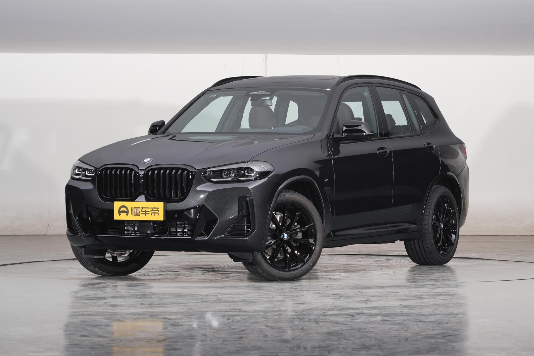 宝马x3新款2022款和奔驰glc300l,2022款宝马x330i领先试驾视频