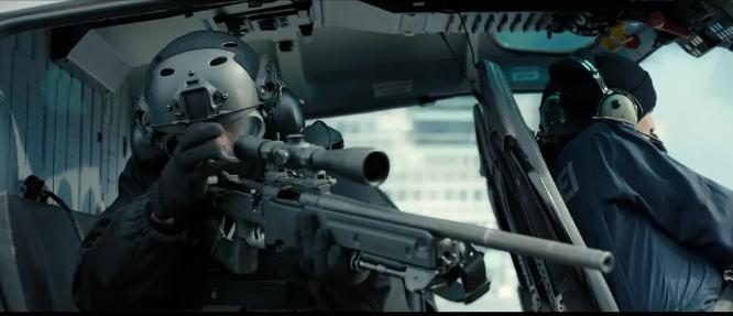 《惊天救援2》剧情薄弱？网飞70分打造下，有锤哥仍是动作片标杆