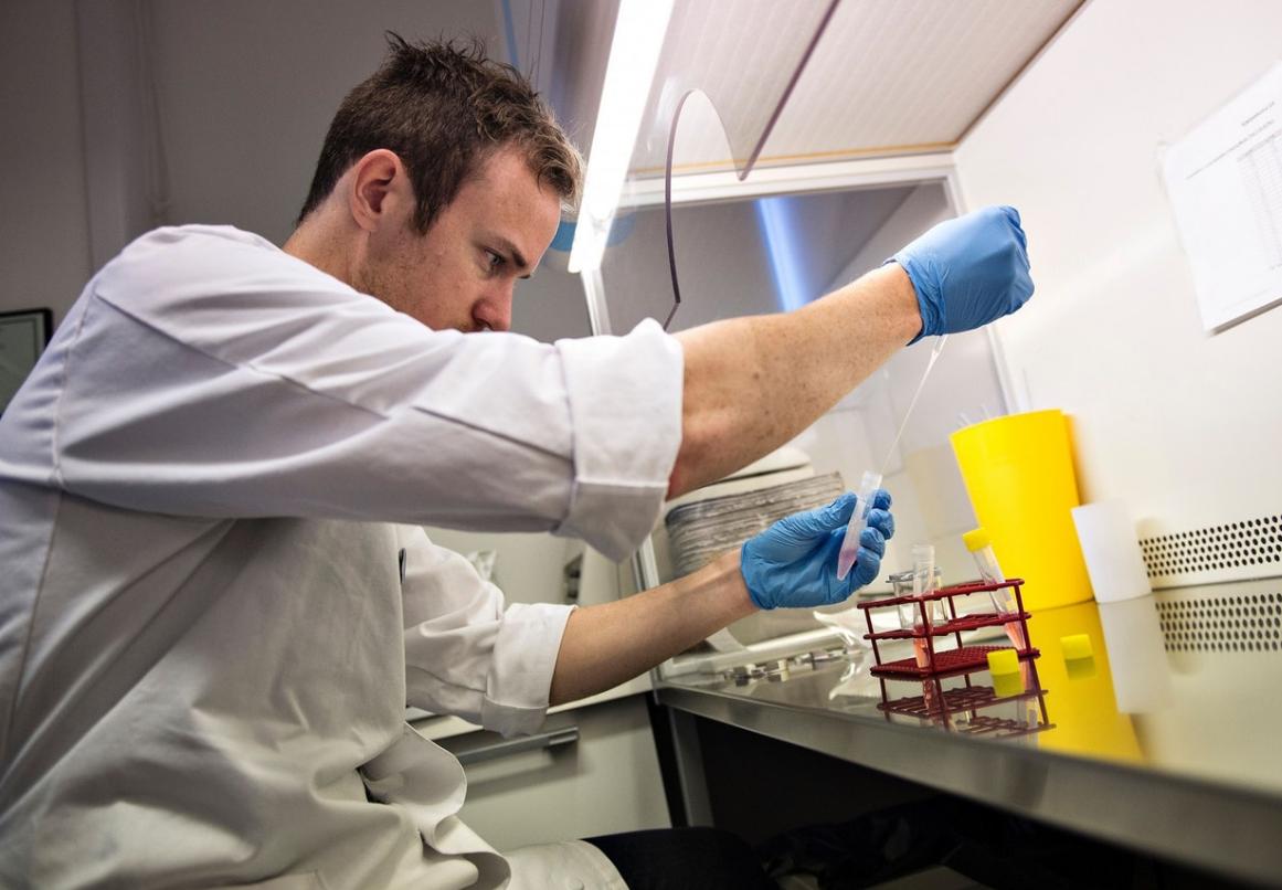 最强“配种王”一年捐精超百次：日本人为了“小蝌蚪”多么疯狂？