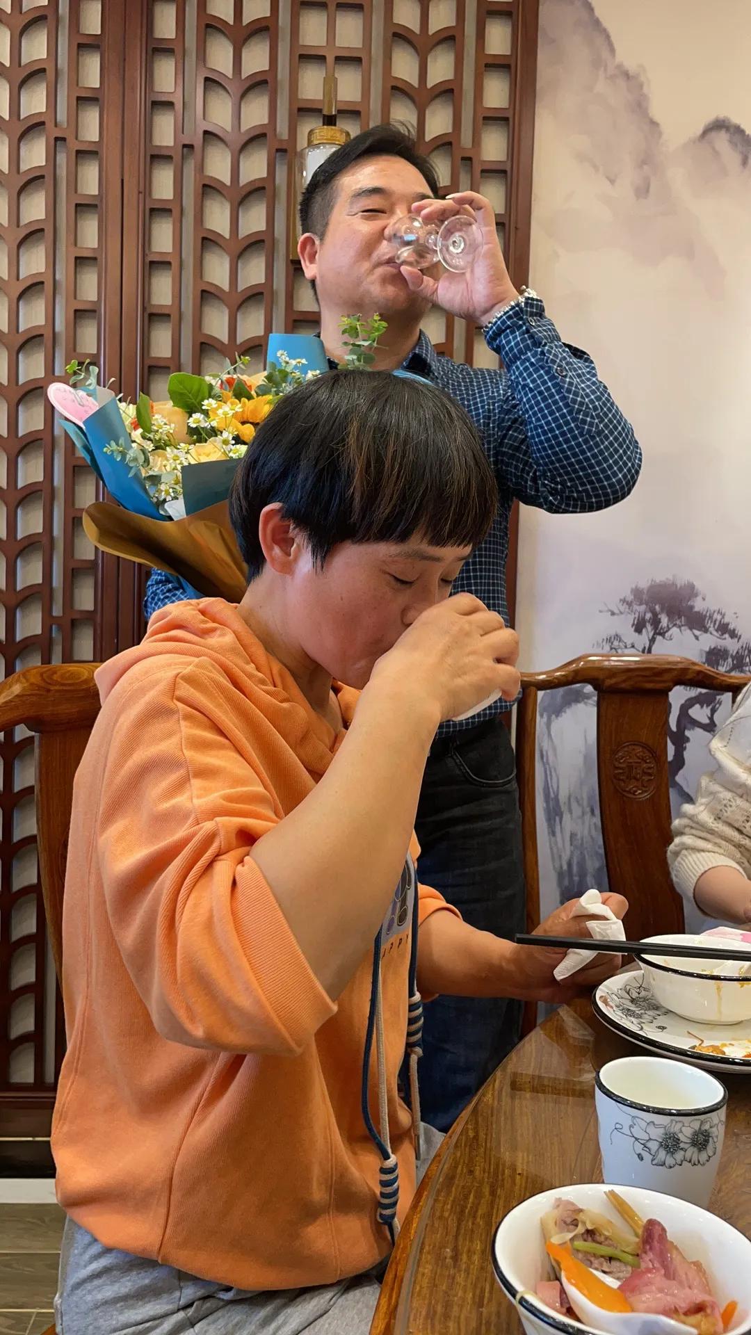 家人的微信群名叫什么好,亲人之间的微信群名称