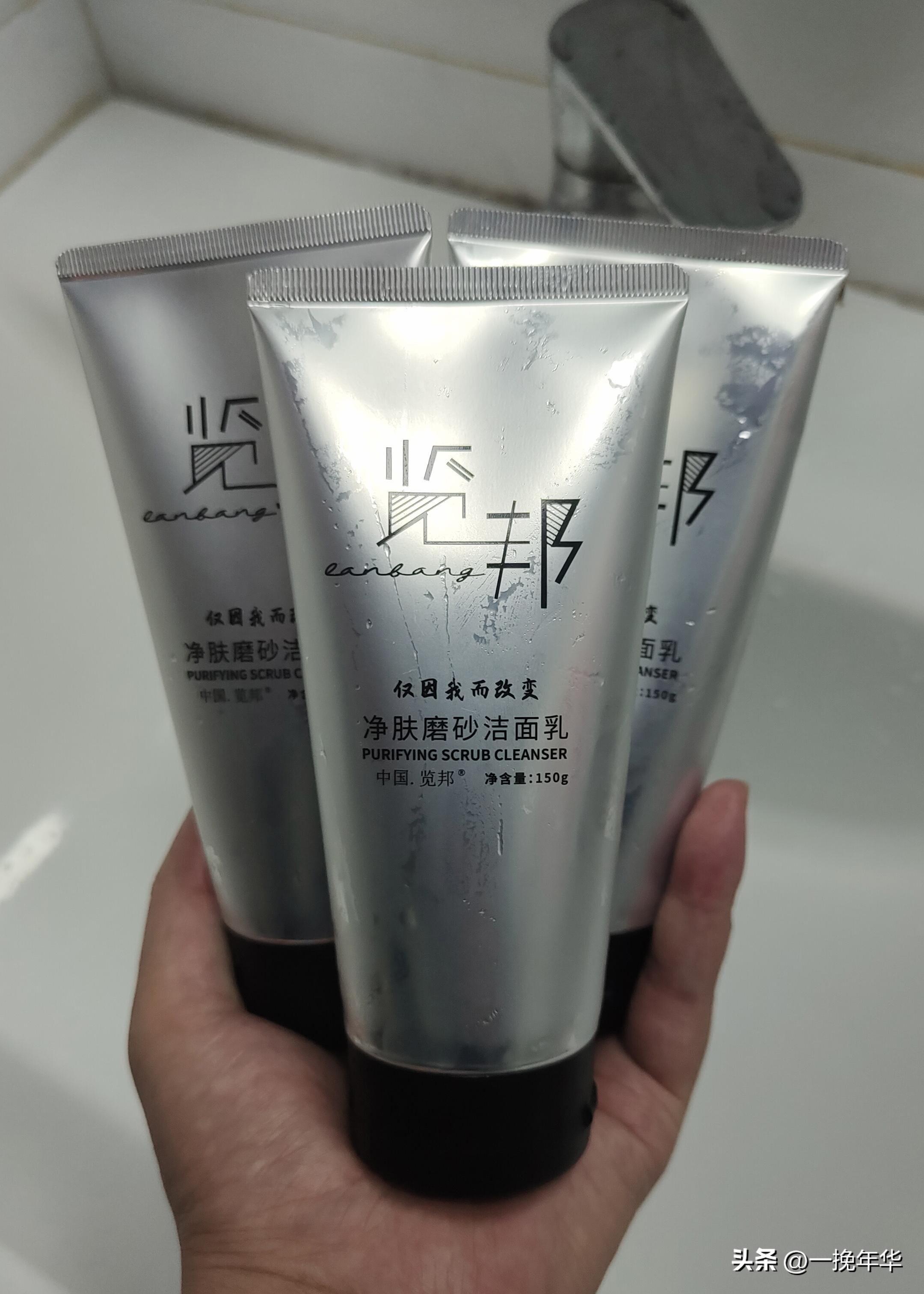 毛孔粗大痘印医美怎么解决,爆痘痘印多毛孔粗大烂脸怎么修复