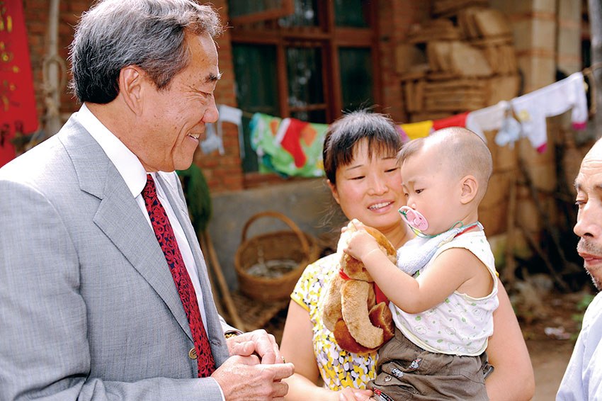 面向世界的微笑开往希望的列车——“微笑列车中国唇腭裂修复慈善项目”纪实,之四