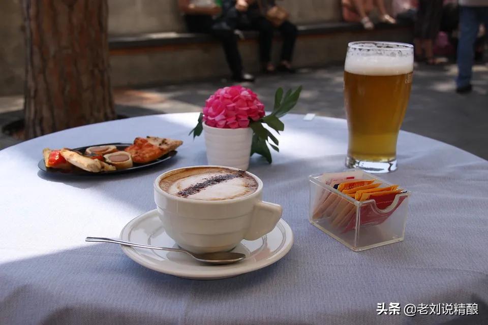 酒馆有什么新型的营业方式吗,酒馆咖啡机投放