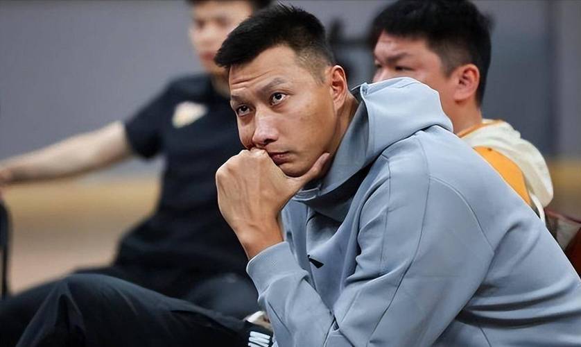 张镇麟首秀原声,张镇麟全明星拍照