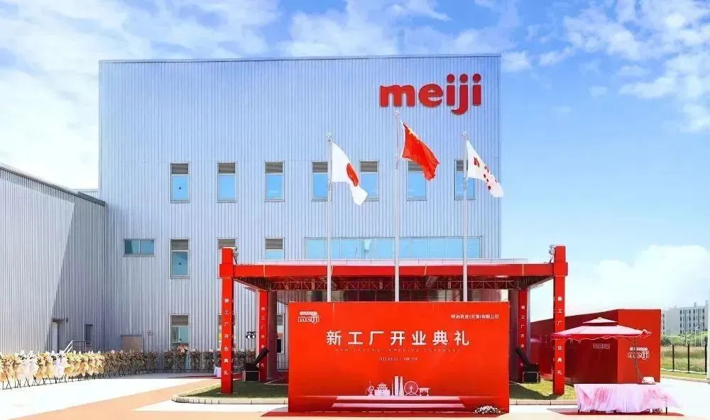 Laced获融资；瑞幸开启带店加盟模式；喜力为淡啤酒投资1亿