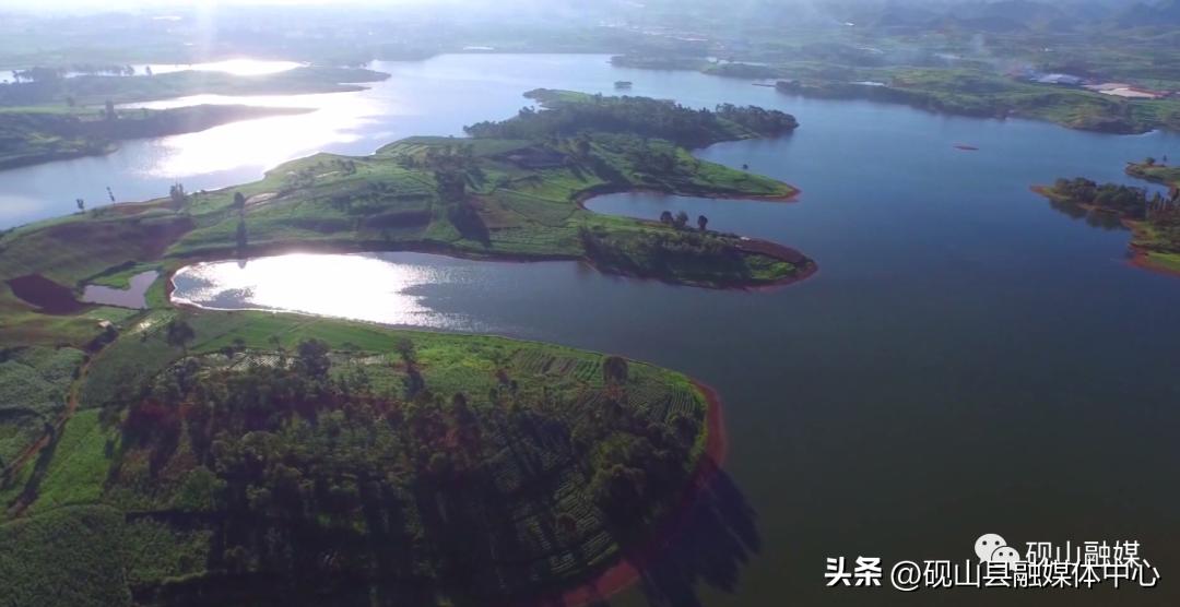 俯瞰风景,俯瞰山下风景