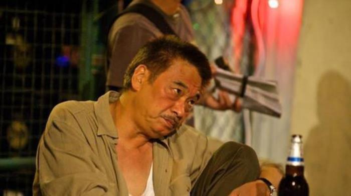 吴孟达黄金配角无奈哭的片段,吴孟达黄金右脚被打断