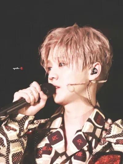 鹿晗男演员,鹿晗被演艺事业耽误的足球选手