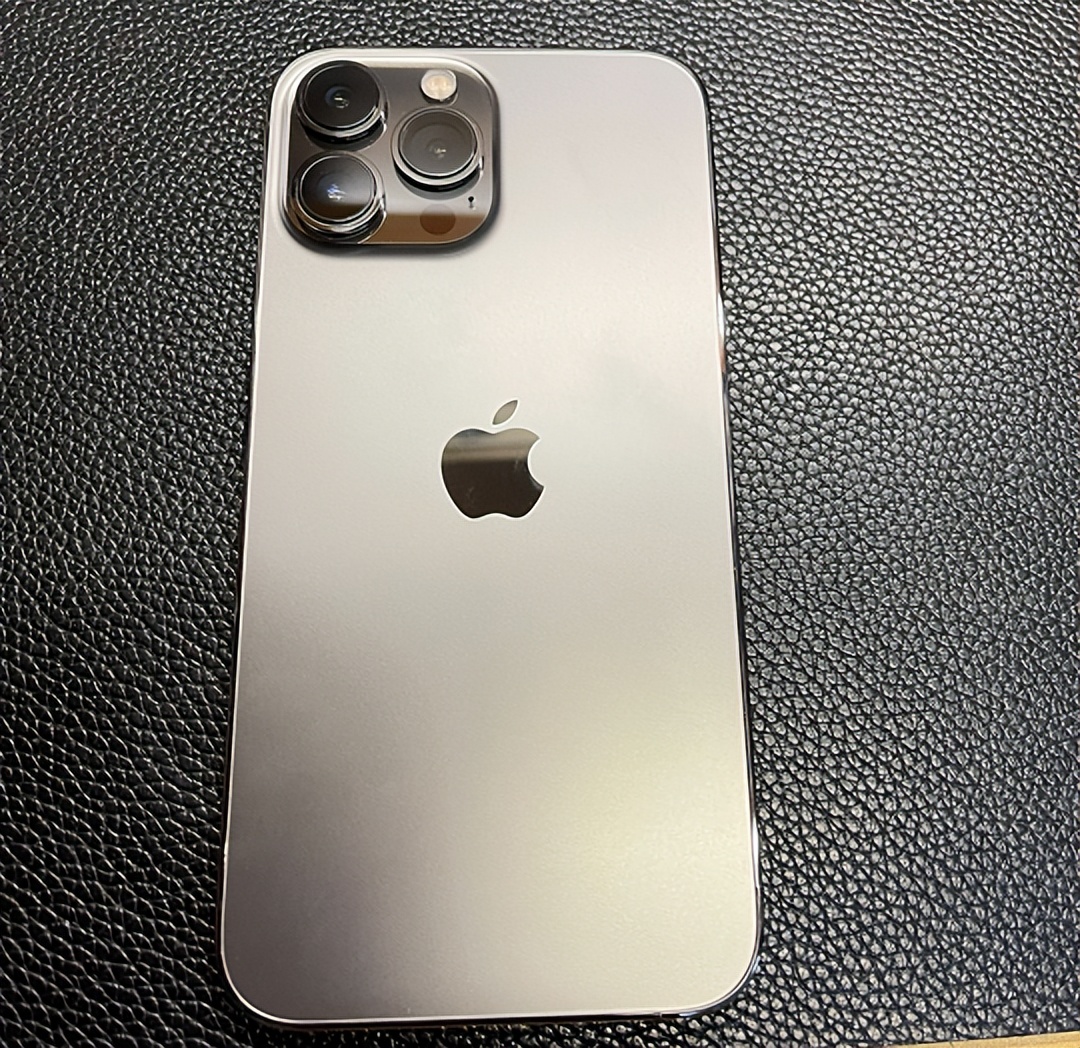 小白入手苹果15promax,新手小白买iphone13二手