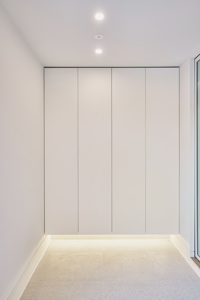 一家六口住390平方的别墅,一家6口住在40平米的房子