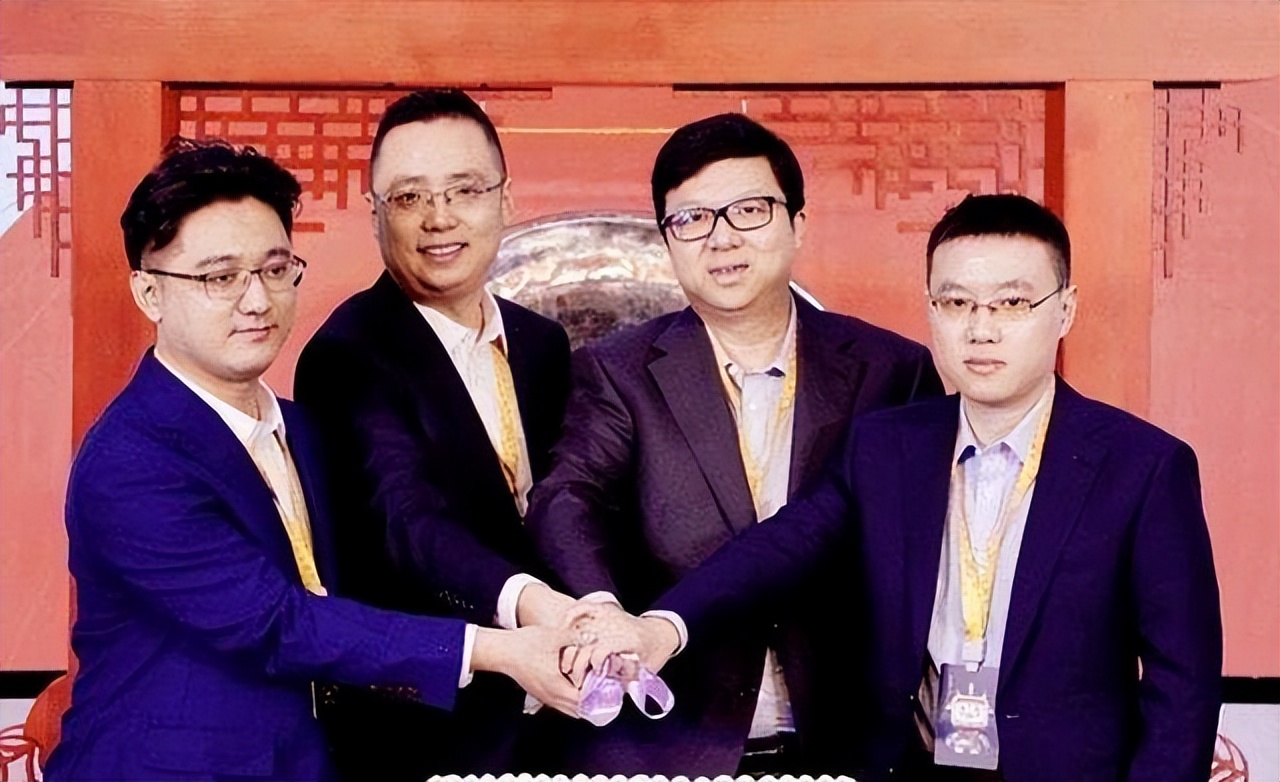 她19岁考入北大,他19岁考入清华