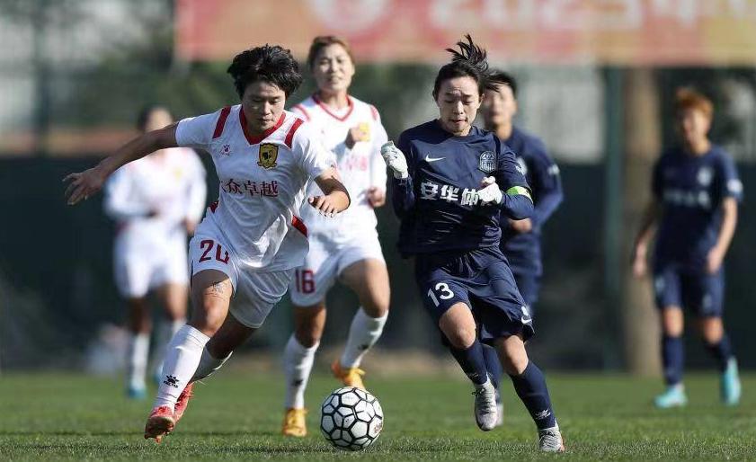 足球比赛直播欧冠意甲,今日足球分析英超意甲焦点战