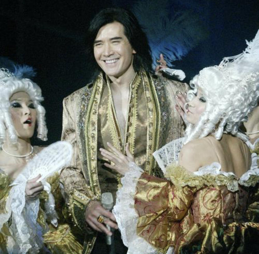 不婚、接廉价商演、走穴…一首歌唱一辈子的老牌歌星，现状各不同