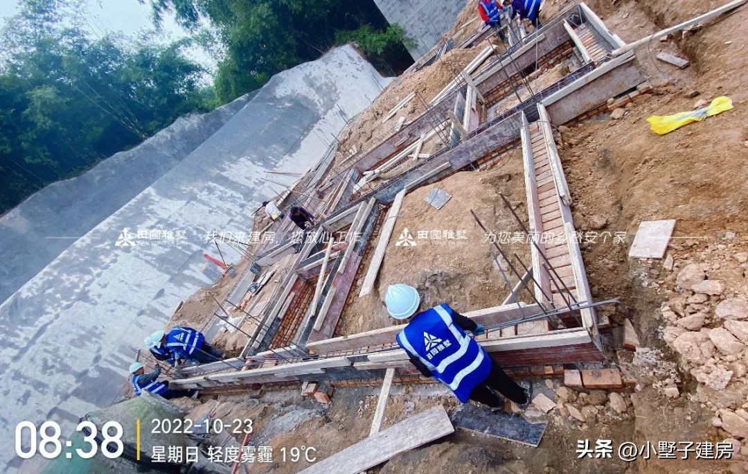 建一个房子一定要给老人住才是家,给爸妈盖一座中式房子