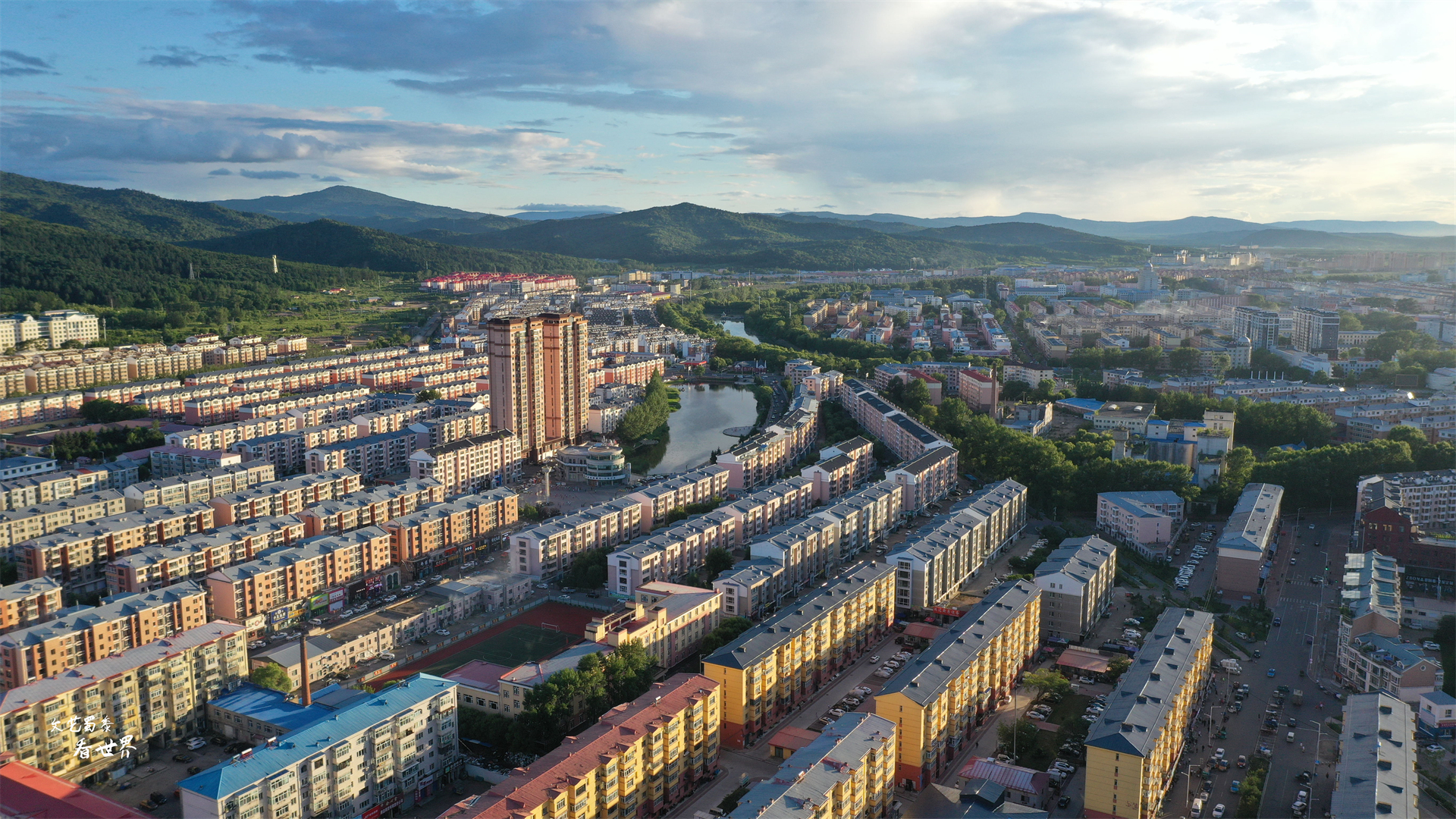 伊春避暑一个月住哪里性价比最高,炎热的夏季太适合来伊春避暑了吗