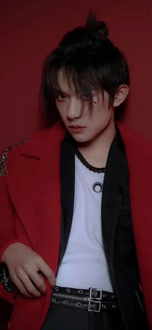 易烊千玺谦逊视频,易烊千玺的低调